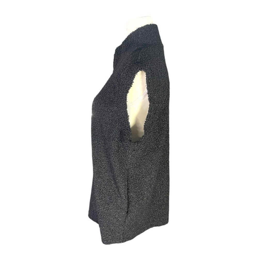 White Birch Black Sherpa Sleeveless Vest - S - Picture 4 of 6